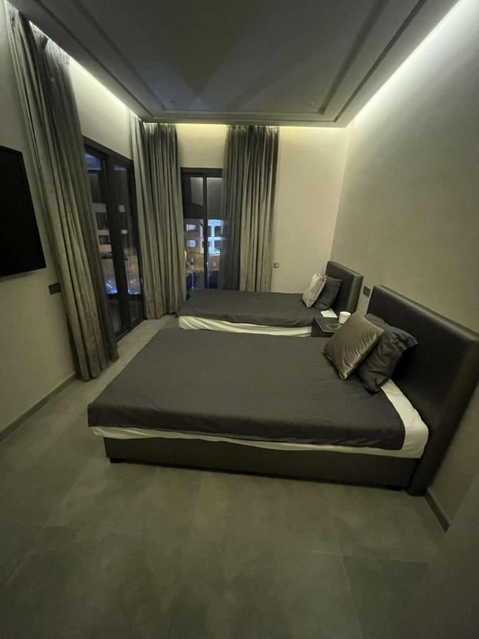 Continental 4bedrooms Villa *