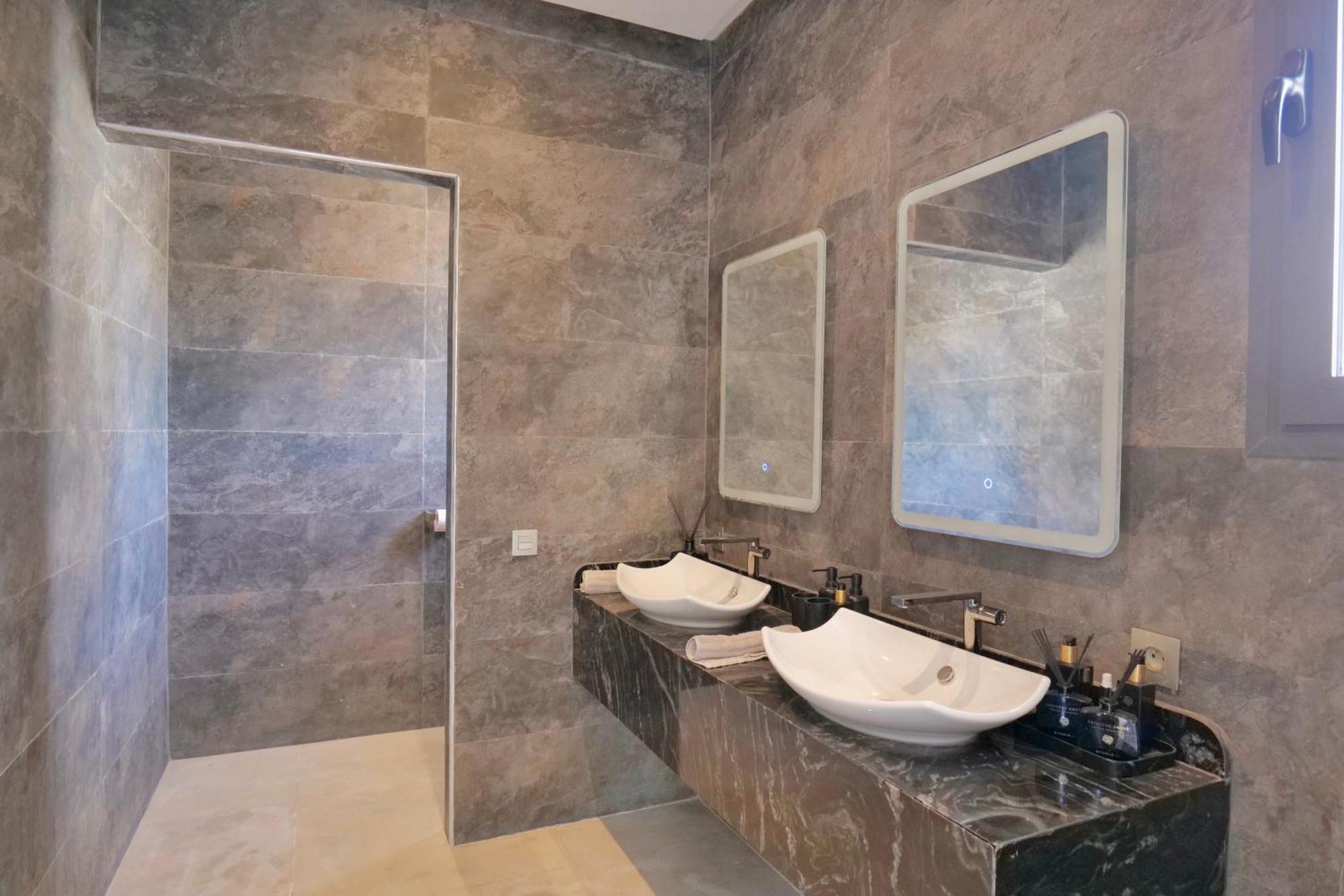 Continental 4bedrooms Villa Tangier
